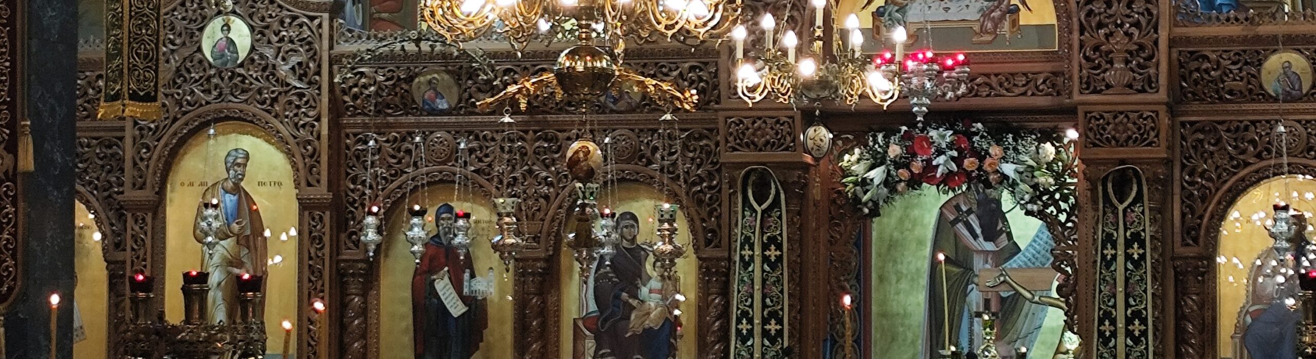 1000028083